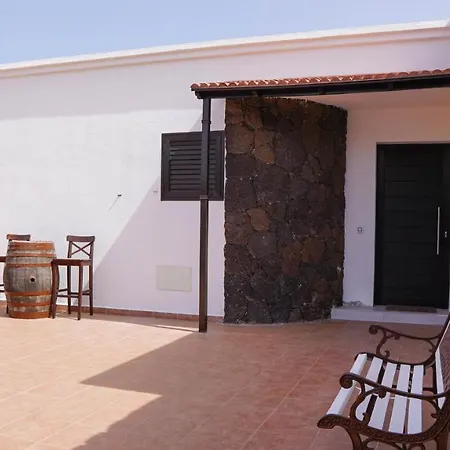 La Maravilla Villa *