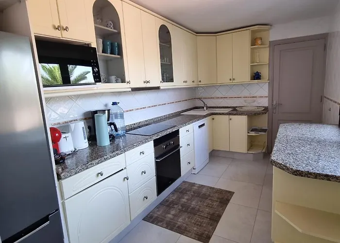 La Maravilla Playa Blanca (Lanzarote)