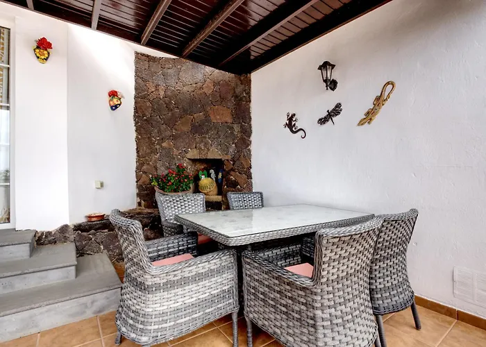 La Maravilla Villa *